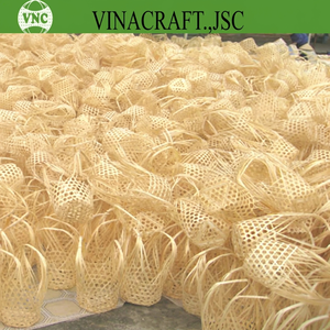 Cesta de Bambú Ecológica y Económica en Rosa y Rojo para Uso General - Product Image 1