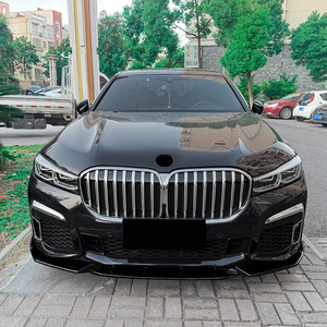Alerón delantero Amp-Z para BMW Serie 7 G11 G12 LCI M Sport 2019-2022, negro piano con textura de fibra de carbono - Product Image 1