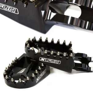 Poggiapiedi Ergal per motocicli fuoristrada compatibile con Beta RR 250 2019/2025 - Product Image 1
