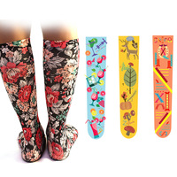 KTS450 OEM Conception Personnalisée Nouveauté Sports de Plein Air Compression Imprimé Chaussettes Coton Polyester Blanc Sublimation de la teinture Impression Chaussettes