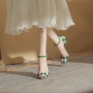 Sandalias de Tacón Alto con Punta Abierta y Camuflaje Verde - Tela de Malla Transpirable, Moda y Comodidad - Product Image 2