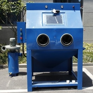 Cabine de sablage humide à circuit fermé, <span class=keywords><strong>machine</strong></span> de sablage à vapeur avec système de recirculation d'eau - Product Image 4