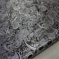 Wettbewerbsfähiger Preis Paisley Metallic Schwarz Glänzender Hochwertiger Jacquard-Brokatstoff für Edle Kleidungsstücke und Taschen