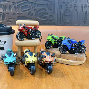 Portachiavi Mini Moto 3D Multicolore a Cartone Animato, Squisito Ciondolo per <span class=keywords><strong>Auto</strong></span>, Moto, Zaino, Piccolo Regalo per Macchina Artiglio - Product Image 4