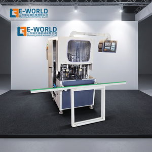 Máquina de Limpieza de Esquinas Automática para Ventanas de PVC Eworld, Controlada por PLC, 380V 550W, 1 Año de Garantía - Product Image 1