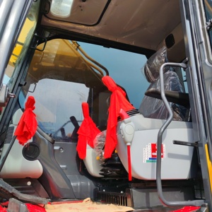 Excavatrice Komatsu PC450 d'occasion, d'origine japonaise, 45 tonnes, pour travaux miniers et de terrassement intensifs - Product Image 2