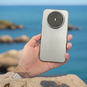 Nouveau smartphone 5G Android 2025 d'occasion, grand écran <span class=keywords><strong>Huawei</strong></span> A+Mate 70 Air Harmony OS, vente en gros d'usine, téléphone pas cher - Product Image 1
