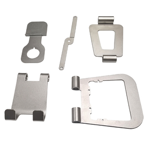 Tùy Chỉnh Độ Chính Xác <span class=keywords><strong>CNC</strong></span> Tấm Kim Loại Dập Thép Không Gỉ Nhựa Laser Kim Loại Vũ Khí Mùa Xuân Brass Kim Loại Dập Kit Knuckles - Product Image 2