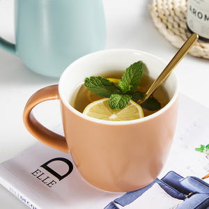 Taza <span class=keywords><strong>de</strong></span> Café <span class=keywords><strong>de</strong></span> Cerámica Europea Simple al por Mayor, Taza <span class=keywords><strong>de</strong></span> Café <span class=keywords><strong>de</strong></span> Cerámica Personalizada <span class=keywords><strong>de</strong></span> Boca Ancha y Gran Capacidad con Asa - Product Image 4