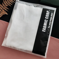 Sac Zippé en Plastique Refermable avec Logo Imprimé Personnalisé, Finition Mate Dépolie, Idéal pour l'Emballage de Vêtements (T-Shirts)