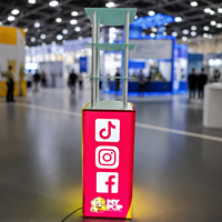 Mostrador de Exhibición con Estantes, Rectangular, Triangular, con Iluminación LED, Podio con Estantes, Exhibidores para Ferias Comerciales