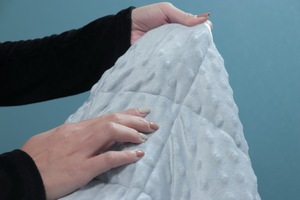 Capretti di Stile bolla Ponderata Sensoriale Lap Pad - Product Image 3