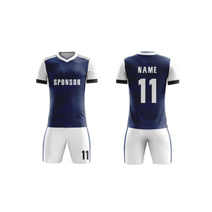 Vente en gros de kit de football personnalisable Uniformes de football unisexes respirants pour adultes et jeunes Service d'entraînement imprimé par sublimation OEM - Product Image 2