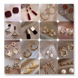Horizon Low Price Manufacturers Direct Earrings Fashion Long Earrings Wholesale Earrings Mixed Batch - Product Image 3