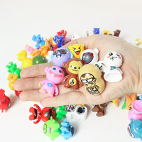Pack alimentaire cadeau juguetes brinquedos vraiment pas cher mini gobelet jouets promotionnels à mettre dans un paquet de collation