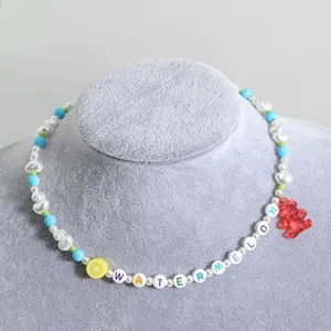 Kaimei INS-gargantilla con letras de perlas irregulares para mujer, collar bohemio hecho a mano con cuentas de oso, colgante, joyería al por mayor