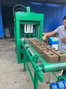 Machine de fabrication de briques en argile entièrement automatique 4-15 machine de fabrication de blocs automatique machine de fabrication de briques d'<span class=keywords><strong>occasion</strong></span> - Product Image 3