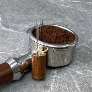 Vente en gros Espresso Barista Portable Wdt Agitateur 5 Aiguilles 0.4mm <span class=keywords><strong>Mini</strong></span> Manche en Bois Naturel Café Outils Distribution - Product Image 6