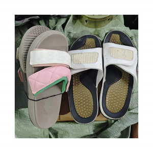 รองเท้าแตะและรองเท้าลำลองมือสองของแท้จาก Chalas  รวมถึงรองเท้ามือสองจากแบรนด์ดัง  รวมถึงสินค้าสต็อกมือสอง - Product Image 3