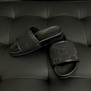 2026 Luxury Beach Slippers Outdoor Sandals Ladies Luxury Sandals Designer Slippers Ladies <b>Slide</b> Slippers Women - Product Image 3