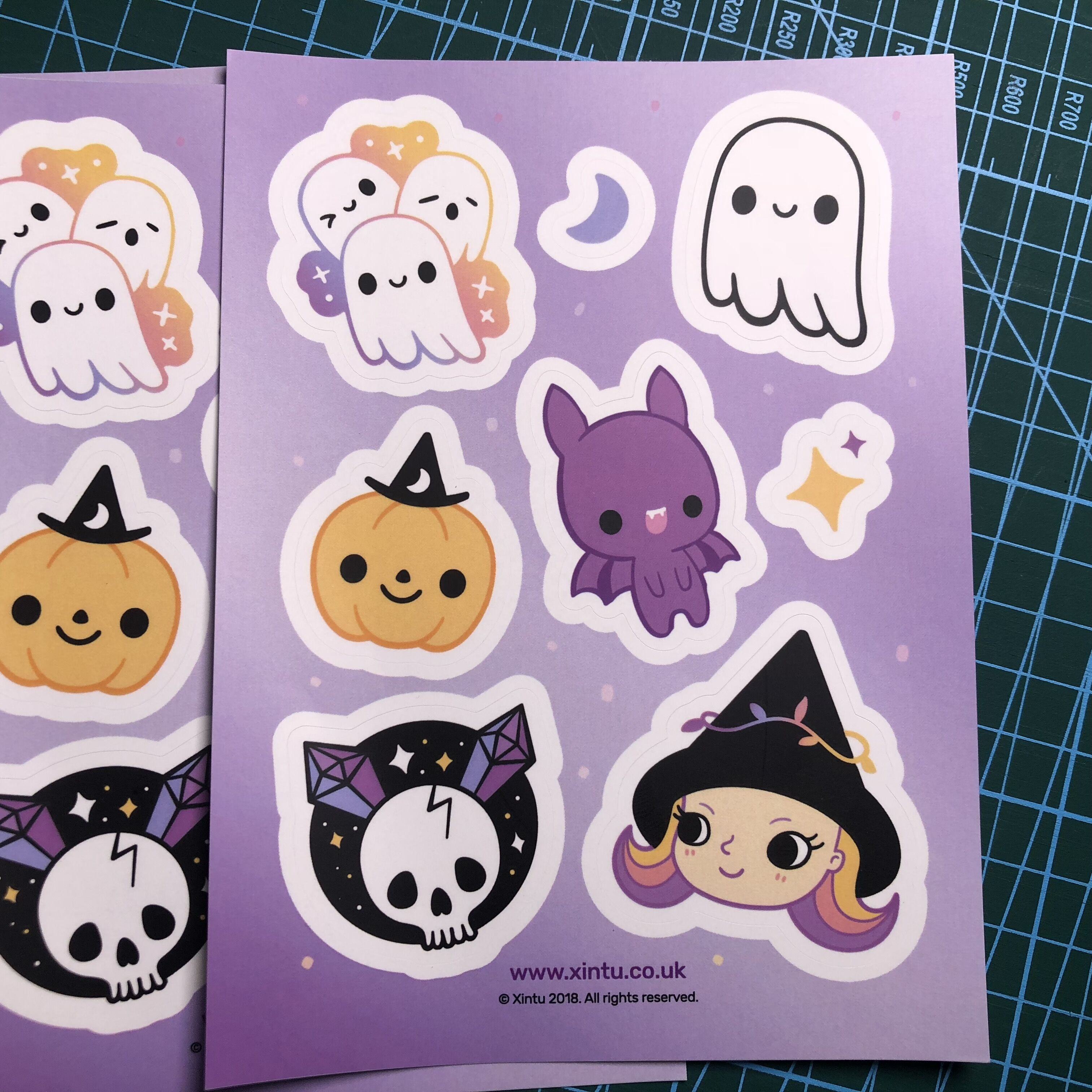 Feuille d'autocollant