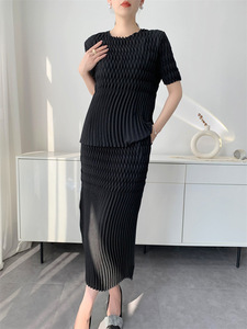 Conjunto de Falda Larga hasta el Tobillo con Pliegues Hechos a Mano para Mujer, Elegante y Juvenil, con Doble Pliegue, Novedad de Verano 2026 - Product Image 3