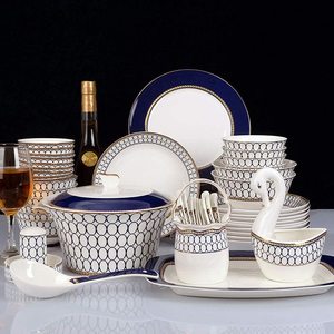 Juego de vajilla de porcelana estilo nórdico, platos y tazones de alta gama para uso diario en el hogar. - Product Image 2