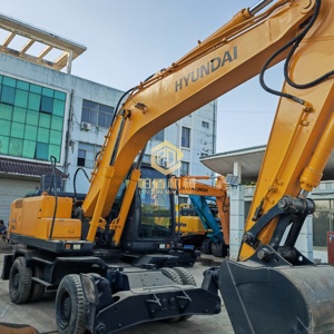 حفارة ذات عجلات مستعملة عالية الجودة من كوريا الجنوبية هيونداي 210W-7 حفار مستعمل آلة حفر أرضية للبيع - Product Image 3