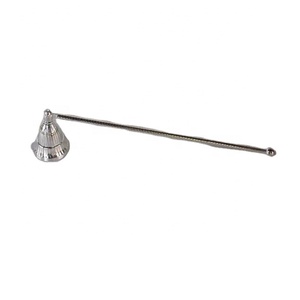 Accessoires de bougie en métal à extrémité sphérique en laiton plaqué argent fait à la main pour extincteur de décoration pour la maison - Product Image 1