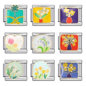 Accessoires DIY : Fleurs, Plantes, Breloques Modulaires Élastiques Faites à la Main, Charms Italiens en Acier Inoxydable, Bracelets de Mode pour la Vente en Gros - Product Image 1