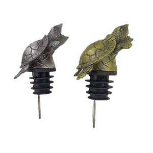 Versatore per Vino a Forma di Tartaruga Marina, Tappo per Bottiglia in Metallo con Aeratore e Beccuccio Antigoccia in Gomma per Bottiglie di Vino e Liquori - Product Image 1