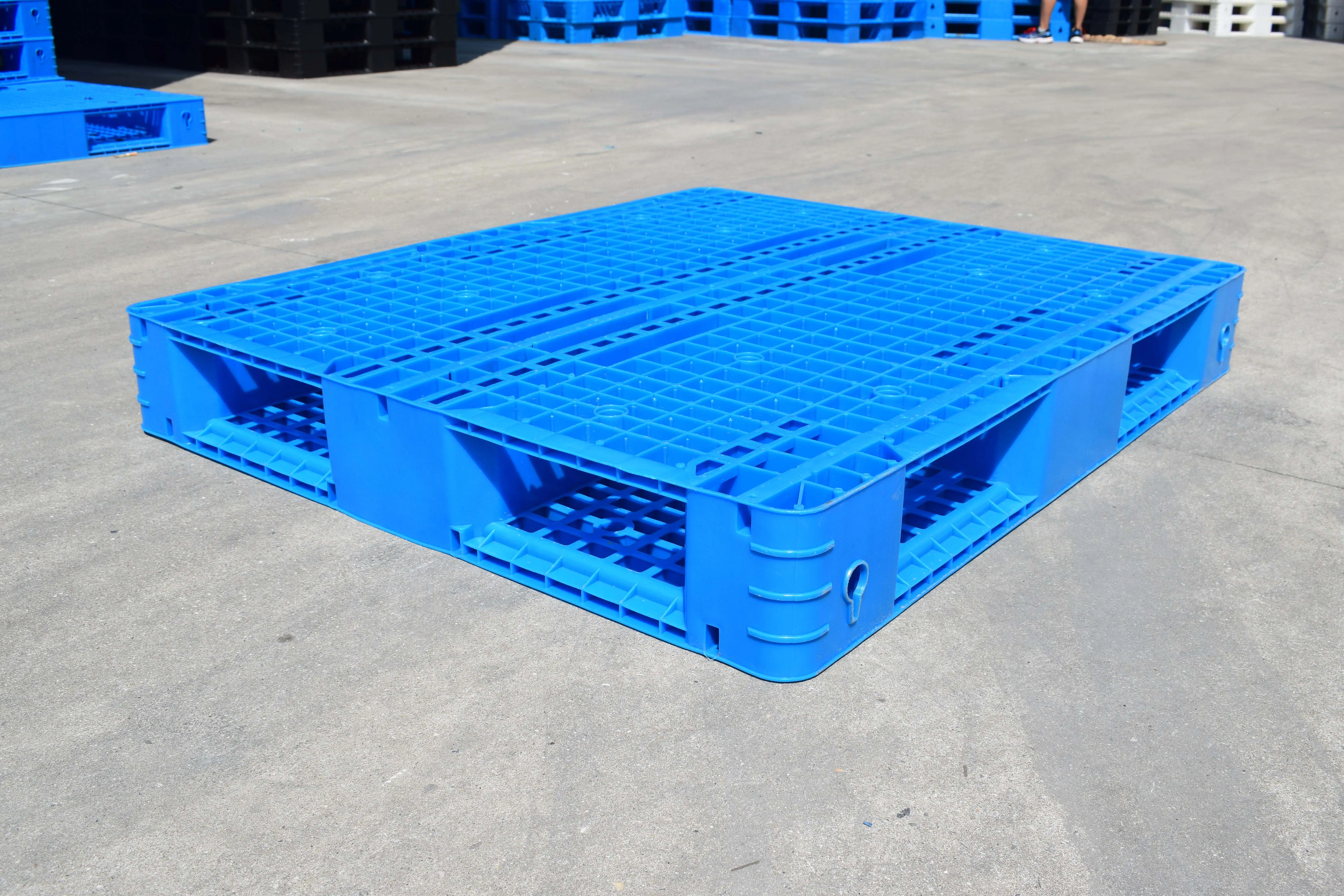 Direkt ab Werk beste Qualität doppelseitige HDPE-Pallettenaufbewahrung Transport Kunststoffpallett