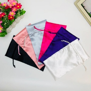 Satin Eco-Friendly Fashion Jewelry Cosmetics Bundle Bag for Gift Use Dust-Proof 10x15cm - Product Image 4