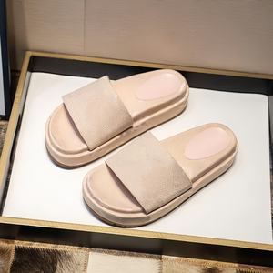 Sandales de plage plates en EVA de grande taille de haute qualité, chaussures de sport de luxe pour hommes et femmes, style décontracté pour l'extérieur - Product Image 2