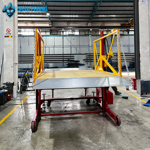 Mobile <strong>Container</strong> <strong>Loading</strong> Dock Platform Lift with Hydraulic Control <strong>System</strong> - Product Image 1