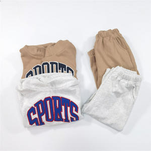 Tariff Free Custom <span class=keywords><strong>Kids</strong></span> Clothing Set Carta Impressão Meninos Ternos Streetwear Hoodie Set Manga Comprida Sweatpants e Camisola - Product Image 3