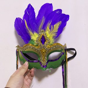 Máscara de Mardi Gras Morada, Verde y Dorada con Plumas, Máscara de Disfraces para Mujer, Máscaras de Plumas, Disfraces de Halloween, Recuerdos para Fiestas - Product Image 6