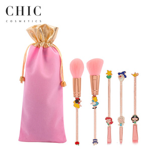 Nouveaux outils de beauté princesse neige blanche sirène <span class=keywords><strong>Elsa</strong></span> ombre à paupières fibre synthétique brosse cosmétique Portable or Rose ensemble de pinceaux de maquillage - Product Image 1