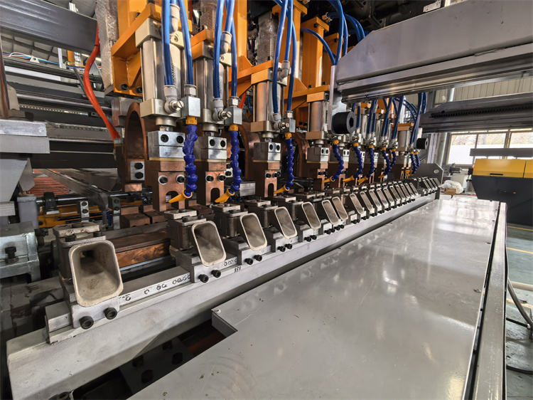 High-speed Wire Mesh Welding Machine for Construction| Alibaba.com