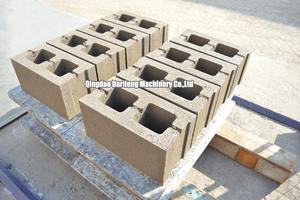 Machine à fabriquer des blocs creux Qt5-15, machine <span class=keywords><strong>de</strong></span> moulage <span class=keywords><strong>de</strong></span> blocs hydraulique entièrement automatique, machine à fabriquer des briques au <span class=keywords><strong>prix</strong></span> d'usine - Product Image 5