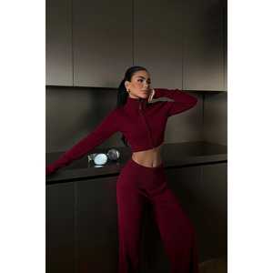 Conjunto Elegante para Mujer Zenxy Color Borgoña, Atuendo para Equipo - Product Image 4