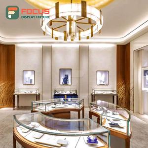 Elegante Vitrina de Joyería con Estantes de Vidrio, Marco de Metal, Base de Madera, Múltiples Niveles, Iluminación LED y Cerradura - Product Image 4