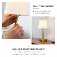 Lampe de table à abat-jour plissé, lampe de nuit LED sans fil pour mariage, fête, chambre à coucher, salon, décoration de la maison