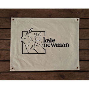 إعلان عالي الجودة من الشركة المصنعة في الصين ، لافتة علم قماشية مربعة مخصصة مع جروميت - Product Image 3