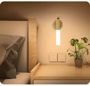 مصباح جداري مغناطيسي بشحن USB عالي السطوع ، مصباح ليلي من الخشب للمدخل - Product Image 2