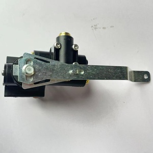 Valve de régulation de hauteur 2607244C93 pour suspension pneumatique de cabine de camion lourd américain, remplace 2607244C91 2607244C92 - Product Image 2