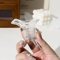 Petit verre à vin en verre créatif chinois, style Coupe de l'Empereur, à trois pieds, en forme de trépied et triangulaire