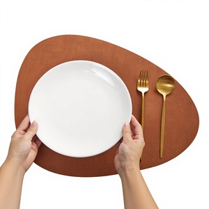 2023 Quadratische Stoffstruktur-Doppelseitige Zweifarbige Leder-Tischsets für Haushalt, Tee-/Esstisch, Wasserdichte und Ölabweisende Matten - Product Image 1