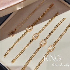 Conjunto de Joyería King Silver, Collar, Pulsera y Anillo con Cristales en Forma de Estrella, Diseño Geométrico para Uso Diario de Mujeres, Engaste con Bisel - Product Image 2