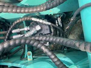 Mini excavadora usada fabricante para granja pequeña excavadora motor EPA 7,2 toneladas Kobelco75 excavadora sobre orugas 0,4 m ³ - Product Image 6